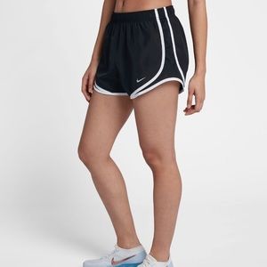 USED Nike Women’s Tempo XS Dri-fit black shorts